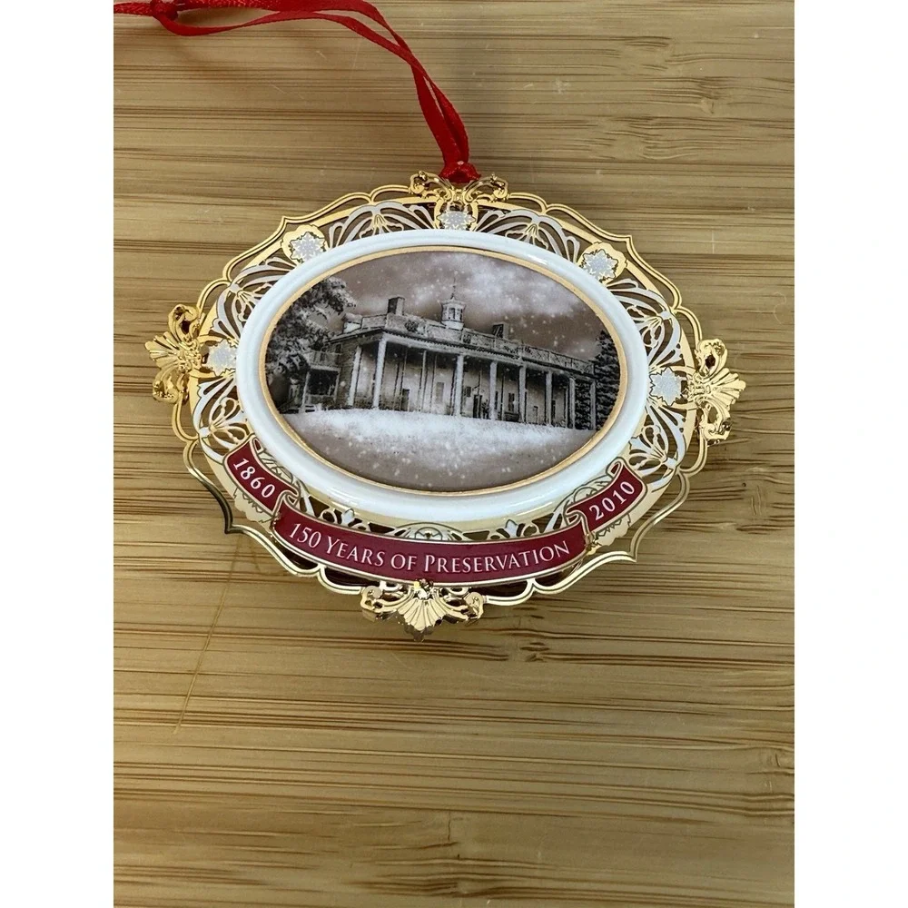 Mount Vernon 2010‎ Christmas Ornament 24 Kt Gold Finish 150th Anniversary